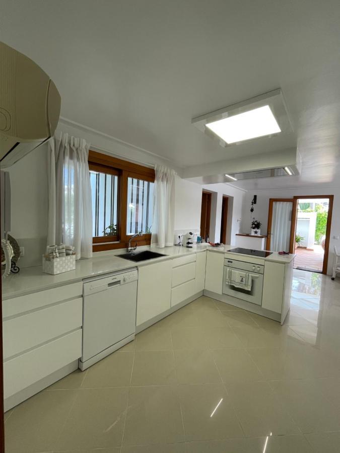 Villa Garrido Puerto Colom Exteriör bild