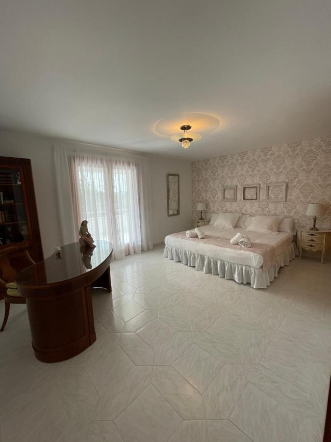 Villa Garrido Puerto Colom Exteriör bild